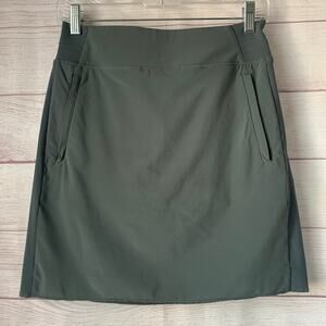Athleta Sage Green Brooklyn Stretch Mini Skort Zipper Pockets Golf Tennis Size 2